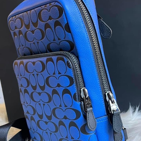Coach Gotham Pack In Signature Leather - Picture 6 of 11